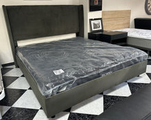 Cargar imagen en el visor de la galería, 1023 - Very LARGE high quality bedframe (dark green, velvet) + **FACTORY NEW** quality double sided pocket spring mattress (180cm x 210cm, extra long!) = 965€.
