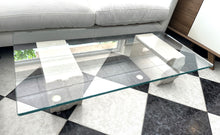 Load image into Gallery viewer, 1028 - High quality heavy glass coffee table (120cm x 70cm, 25cm high) Very nice, just very hard to take photos of!
