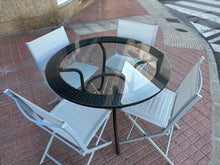 Load image into Gallery viewer, 1012 - Outdoor round table (100cm across) and 4 chairs. Good conditon!
