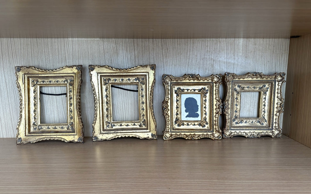 1067  - Four small vintage golden frames (20cm x 25cm.  17cm x 20cm)  20€ for all 4!