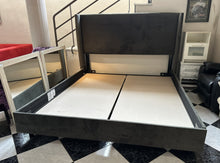 Cargar imagen en el visor de la galería, 1023 - Very LARGE high quality bedframe (dark green, velvet) + **FACTORY NEW** quality double sided pocket spring mattress (180cm x 210cm, extra long!) = 965€.