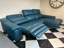 Load image into Gallery viewer, 1001 - High quality ELECTRIC leather L-shaped sofa. Teal color. In very good condition! (Sides: 285cm and 182cm)
