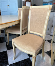 Load image into Gallery viewer, 1153 -  Vintage extendible dining table (180cm x 110cm) in very good condition + 2 carvers + 4 chairs. (Matching furniture Ref# 1152 - 1155)
