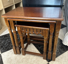 Cargar imagen en el visor de la galería, 1168 - Castilian nest of tables (51cm x 33cm, 48cm high)
