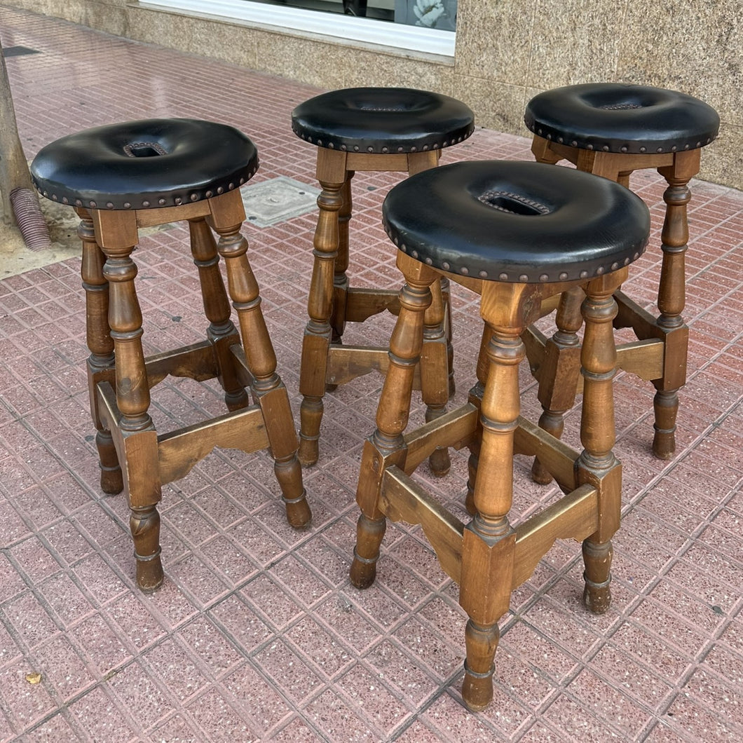 1043- Four Castilian bar stools (80cm high) 165€ for all 4!