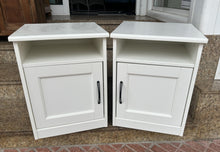 Cargar imagen en el visor de la galería, 1151 - Two bedsides (42cm x 40cm, 56cm high) 55€ for both!
