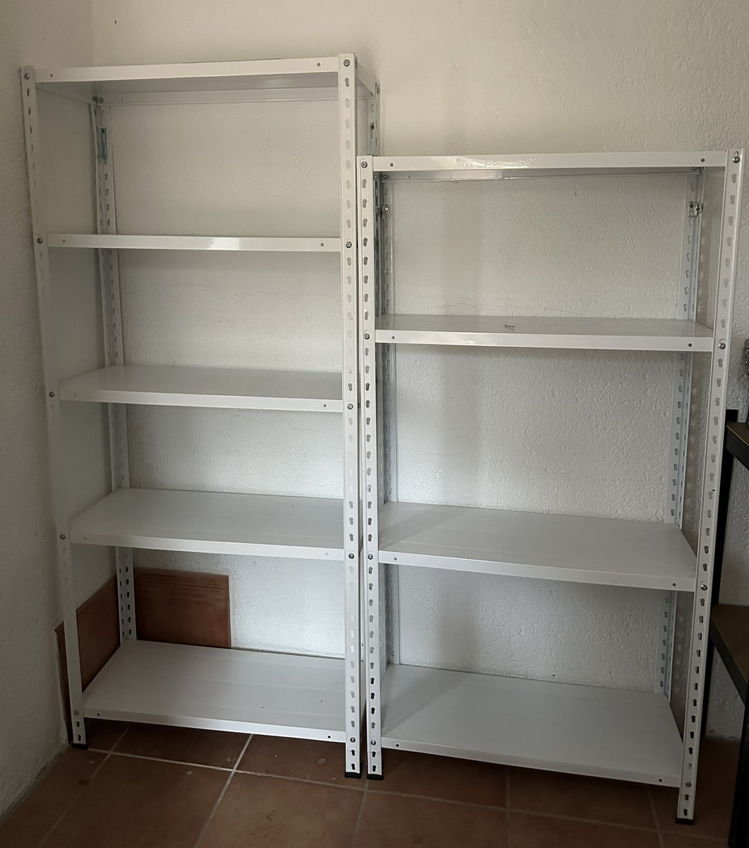 1151 - Shelves. Left 30€, right 25€ . (Measurements added Friday morning)