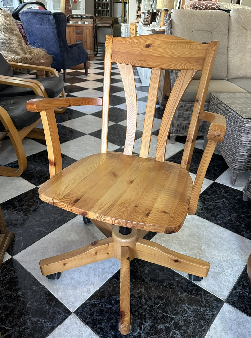 1071 - Solid wooden (heavy) office chair.