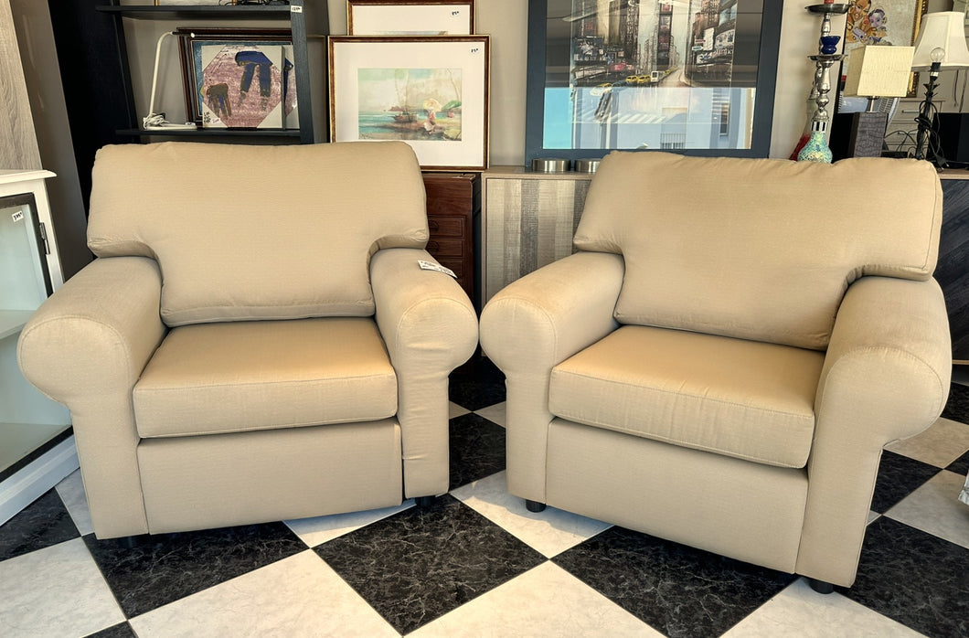 1143 - Two fabric beige large armchairs. (105cm wide) 185€ for both