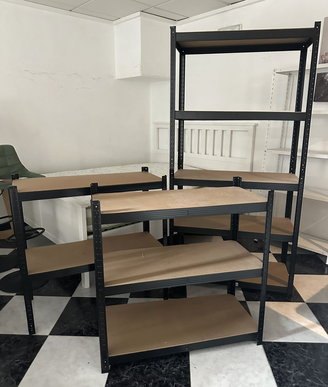 1184 - Shelves (Small: 90cm x 40cm, 90cm high. Large: 90cm x 40cm, 180cm high)  CORNER SHELF ALSO AVAILABLE!. Small 30€ each, large 45€. Or all 3; 95€