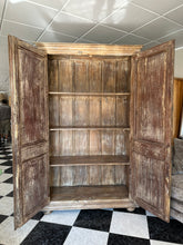 Load image into Gallery viewer, 1000 - Large fantastic rustic cabinet! A must see! (130cm x  52cm, 209cm high)
