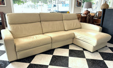 Cargar imagen en el visor de la galería, 1002 - Leather ELECTRIC recliner sofa! (Sides: 285cm and 170cm)
