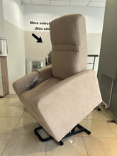 Load image into Gallery viewer, 2005 - *********FACTORY NEW*********** ELECTRIC RECLINER / LIFT UP!!
