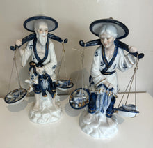 Cargar imagen en el visor de la galería, 1189 - Oriental statues. (26cm) Both for 45€
