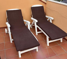 Load image into Gallery viewer, 1140 - Two sun loungers (foldable) with cushions. 95€ (for all four pieces, 2 loungers 2 cushions)
