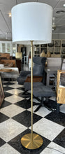 Cargar imagen en el visor de la galería, 1145 - Floor lamp (154cm)
