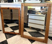 Cargar imagen en el visor de la galería, 1138 - Castilian mirrors (Left: 50cm x 70cm  Right: 50cm x 70cm) 35€ each
