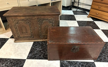 Load image into Gallery viewer, 1118 - Left: Chest vintage 125€  Right: Chest vintage 95€(60cm x 38cm, 27cm high)
