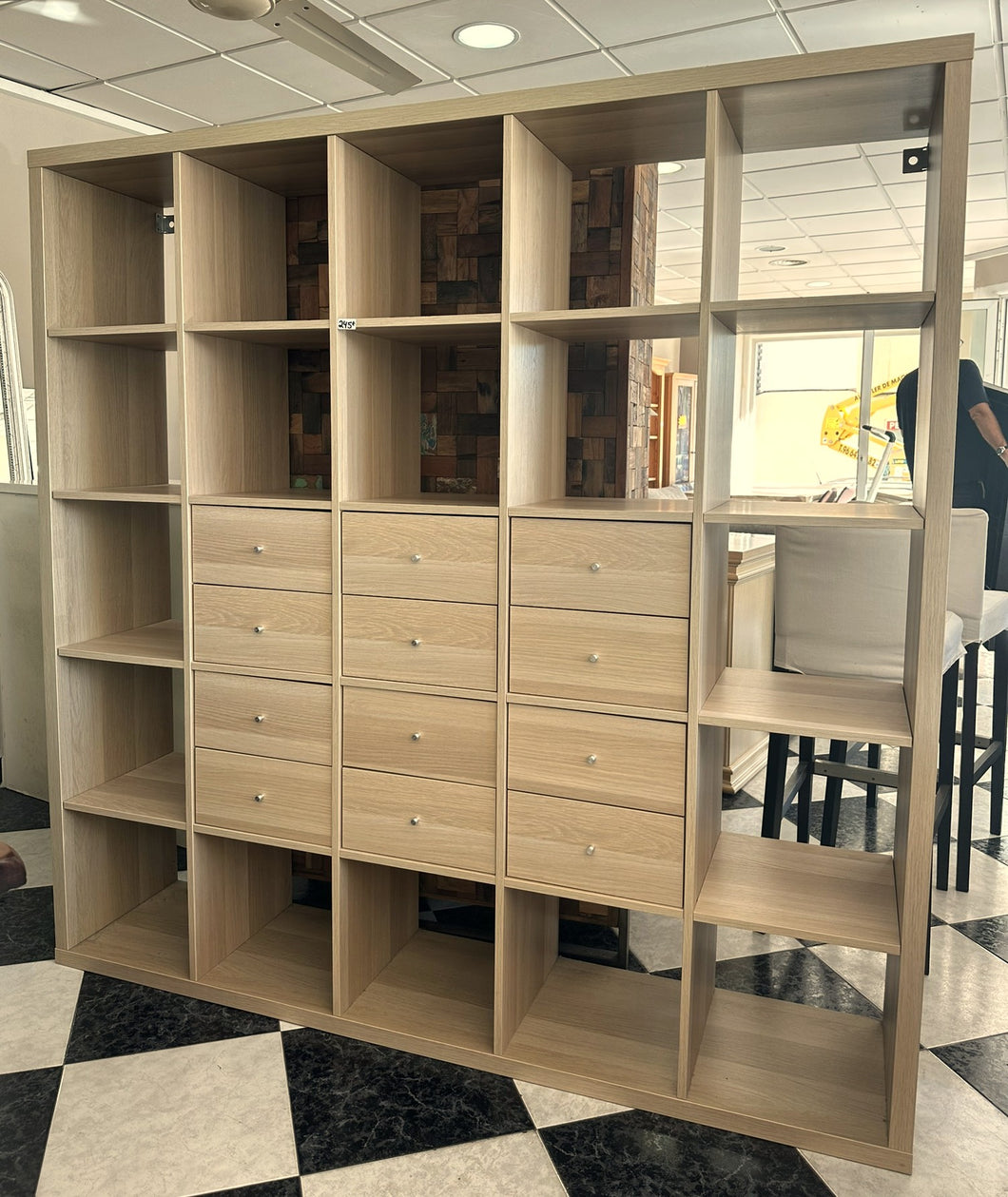 1021 - Large bookshelf with drawers. In very good condition! (184cm x 184cm)