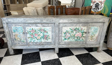 Load image into Gallery viewer, 1001 - LARGE (a lot bigger and nicer than it looks on the photos!) fantastic sideboard! A must see! (232cm x 45cm, 90cm high
