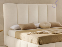 Cargar imagen en el visor de la galería, ***NEW!!*** NO SOLO PATAS "GEA" - Padded headboard. 140cm high, 14cm thick. All sizes and colors available! Price starting from 395€.
