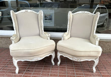 Cargar imagen en el visor de la galería, 1004 - Vintage chairs, sold together.
