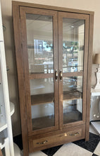Load image into Gallery viewer, 1011 - Display cabinet (the back board is not attached yet, photo will be updated) (100cm x 43cm, 187cm high).
