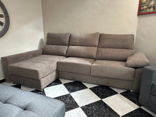 Cargar imagen en el visor de la galería, 2010 - **FACTORY NEW!** - Available in different colors. DARK GREY AND DARK BROWN (AS THE PHOTOS) =825€ (DELIVERY 1 WEEK!) ALL OTHER COLORS 875€ (DELIVERY TIME 3-4 WEEKS) Both seats extend (sides 285cm and 145cm) Chaise part can be on left or right.
