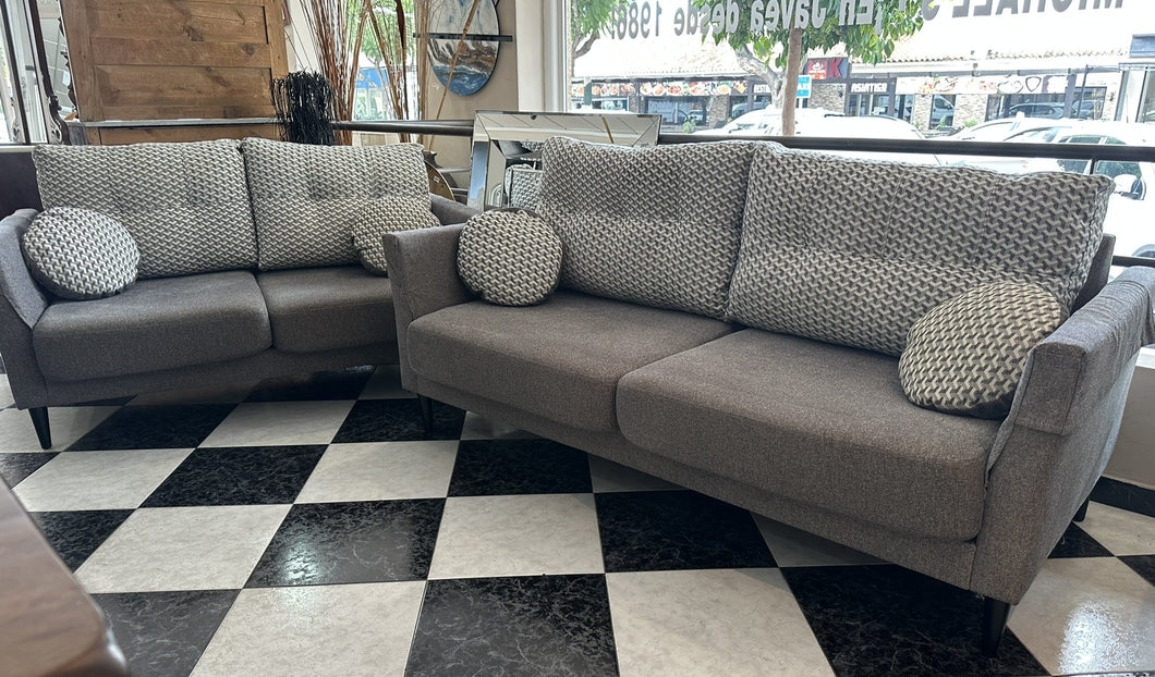 1008 - Two fabric sofas in very good condition! (Three-seater 195cm + Two-seater 160cm)
