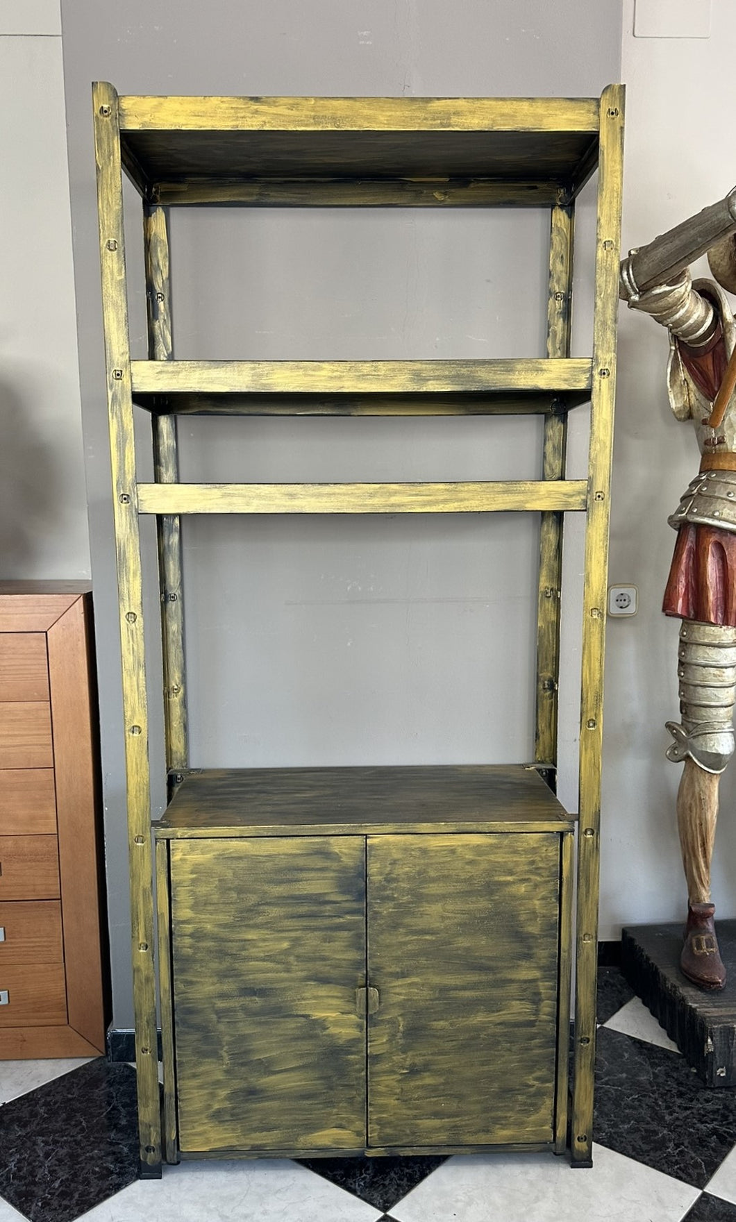 1010 - Hand painted metal shelf (85cm x 40cm, 191cm high)