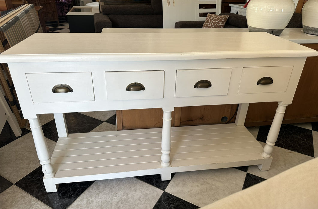 1006 - Large white wooden sideboard (150cm x 47cm, 85cm high)