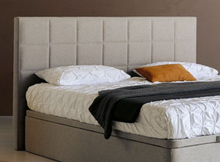 Cargar imagen en el visor de la galería, ***NEW!!*** NO SOLO PATAS "VIENA" - Padded headboard, 10cm thick. All sizes and colors available! Price starting from 245€.
