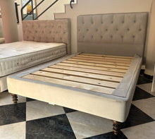 Load image into Gallery viewer, 1027 - Luxury bed frame from English "Burgess", in very good condition! (For mattress size 135cm x 190cm)
