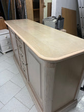 Load image into Gallery viewer, 1147 - Sideboard (172cm x 52cm, 92cm high)
