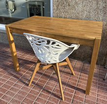 Load image into Gallery viewer, 1071 - Set with oak desk (115cm x 70cm) and chair (WE HAVE TWO OF THESE SETS IN STOCK!)
