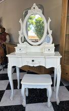 Load image into Gallery viewer, 1033 - Vanity table (82cm x 40cm, 158cm) with stool.
