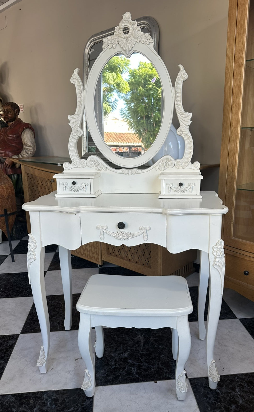 1033 - Vanity table (82cm x 40cm, 158cm) with stool.