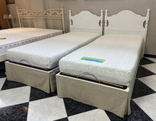 Cargar imagen en el visor de la galería, 1018 - Two complete beds! Good condition! All pieces/both complete beds = 425€   Without headboards = 395€.

