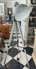 Cargar imagen en el visor de la galería, 1184 - Floor lamp (141cm)
