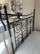 Load image into Gallery viewer, 1019 - Metal bedframe with mattress (135cm x 200cm).
