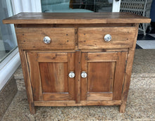 Cargar imagen en el visor de la galería, 1102 - Small sideboard / cupboard (75cm x 30cm, 66cm high)

