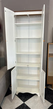 Cargar imagen en el visor de la galería, 1070 - White cabinet (60cm x 30cm, 184cm high)
