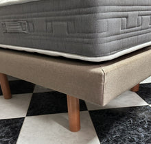 Cargar imagen en el visor de la galería, 1105 - High quality single bed in very good condition + headboard = 225€ (without headboard 185€).... or with another headboard >>>

