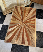 Cargar imagen en el visor de la galería, 1023 - Coffee table (90cm x 56cm, 36cm high)
