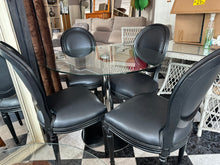 Cargar imagen en el visor de la galería, 1013 - Round glass / chrome table (125€) + 4 chairs (145€) = Or both for 250€
