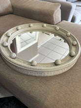 Load image into Gallery viewer, 1082 - Round mirror (60cm)
