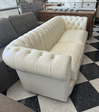 Load image into Gallery viewer, 1001 - High quality white faux leather Chesterfield sofa in very good condition! (220cm)
