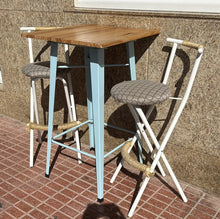 Load image into Gallery viewer, 1058 - Bar table + 2 bar chairs.

