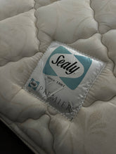 Load image into Gallery viewer, 1161 - Mattress (Sealy, nice and clean) + tapi base (150cm x 200cm).

