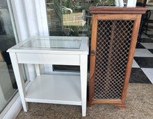 Cargar imagen en el visor de la galería, 1166 - Left: Side table 25€ (57cm x 40cm, 60cm high) Right: CD cabinet (36cm x 23cm, 88cm high). 55€
